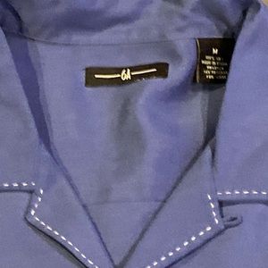 Grade 6 a Mulberry silk medium shirt with white stitching